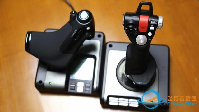 反饋最真實的飛行搖桿 羅技HOTAS系列飛行模擬控制器評測-4855