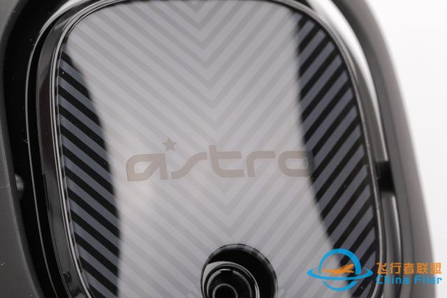2200的耳機聲卡套裝 羅技Astro A40 MixAMP Pro評測-4916
