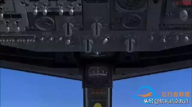 B737飛機(jī)駕駛艙說明書（精華）-2909