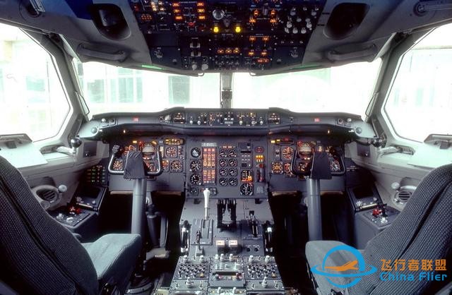 飛機的駕駛艙有什么不同？空客所有飛機的駕駛艙介紹-3580