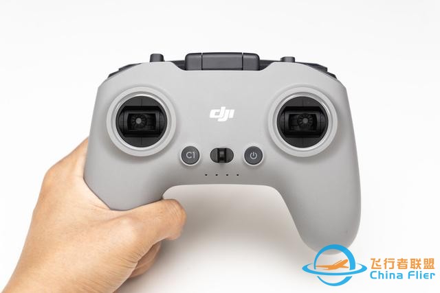 零基礎也能玩的穿越機？大疆DJI FPV Combo穿越機開箱試飛-7816