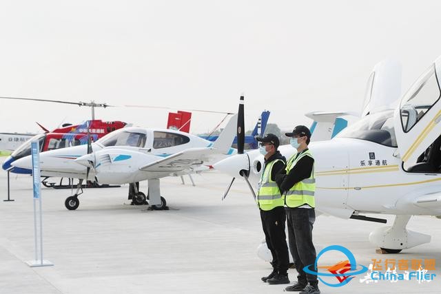 無錫丁蜀機(jī)場正式開航！無錫成功構(gòu)建通用航空與運(yùn)輸航空“雙機(jī)場”體系-9913