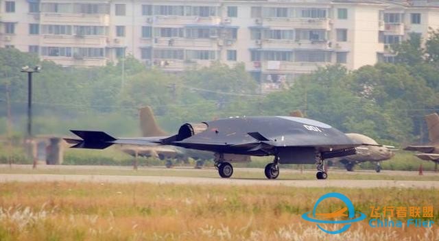 官方曝光利劍身份 對地攻擊型無人作戰飛機平臺驗證機-4132