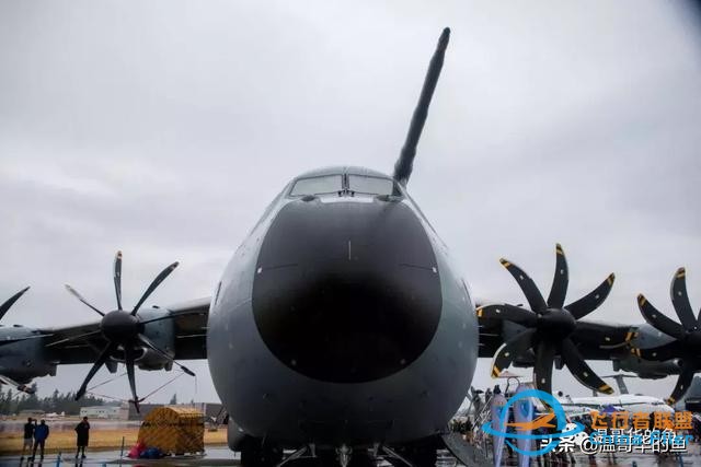 與空中加油飛機A400M近距離接觸-5290