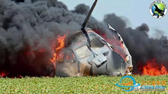 與空中加油飛機A400M近距離接觸-5152