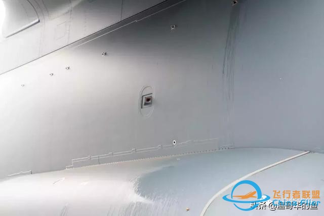 與空中加油飛機A400M近距離接觸-2498
