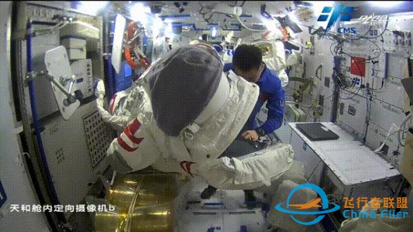 飛行不停，訓(xùn)練不止，航天員在軌訓(xùn)練學(xué)問(wèn)多-8888