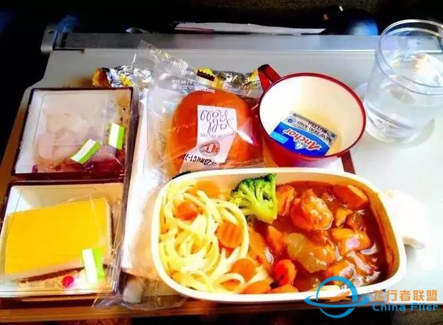 這些飛機上的小知識你都知道嗎-8890