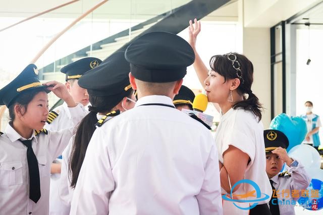 全國助殘日：聽障孩子走進航空運動基地體驗模擬飛行-3502