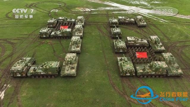 俄專家罕見(jiàn)夸解放軍，細(xì)數(shù)幾件裝備超過(guò)美軍，想要軍援不好明說(shuō)-4462
