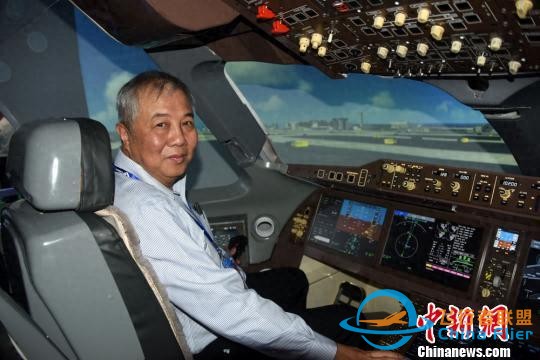 中國C919大型客機飛行模擬器首次亮相-9978
