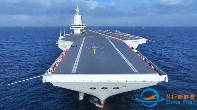 福建艦挑了個(gè)好日子出門，殲35準(zhǔn)備就緒，7種艦載機(jī)將從頭頂飛過-5600