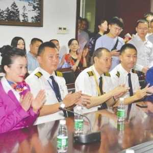 川航客機“史詩級備降”是他們干的！