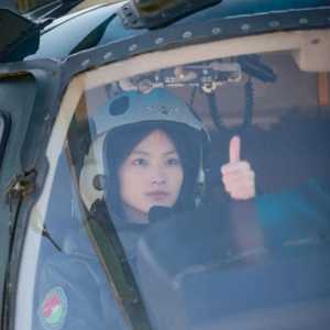 “00后”陸軍女飛行學員，太颯了！